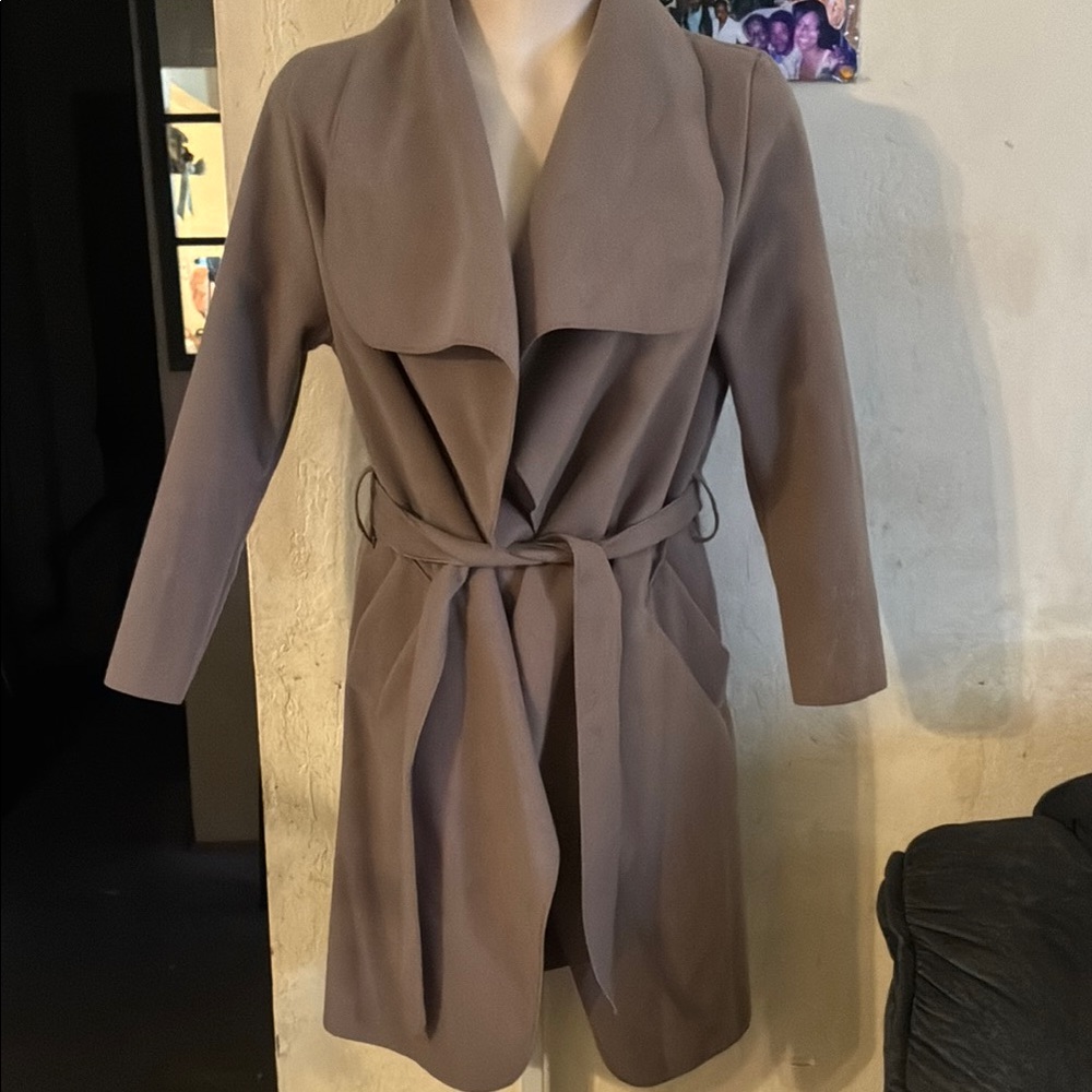 💥NWOT Boohoo Women's Taupe Trench Coat